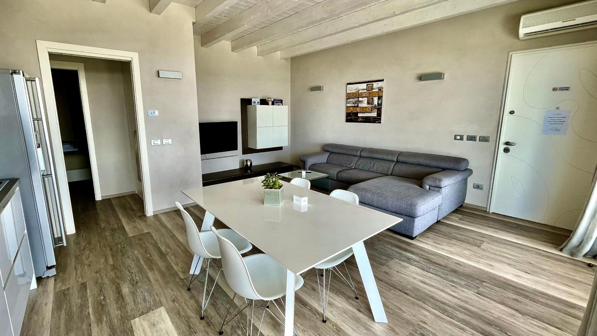 Moniga del Garda La Giolosa Gardapartments מראה חיצוני תמונה